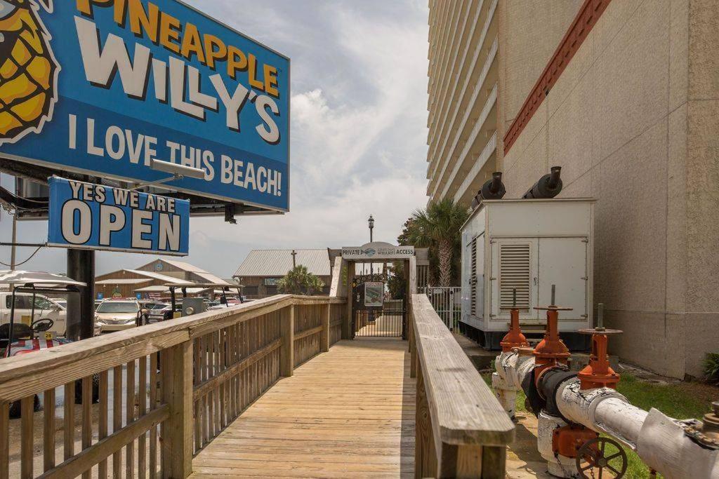 Laketown Wharf #624 Beautiful Gulf View By Nautical Holiday home *